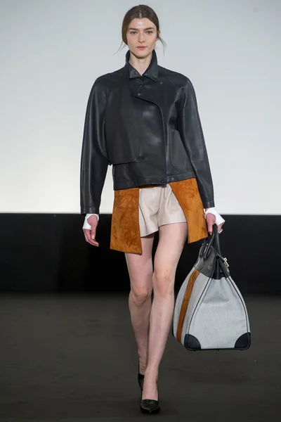 Look 26